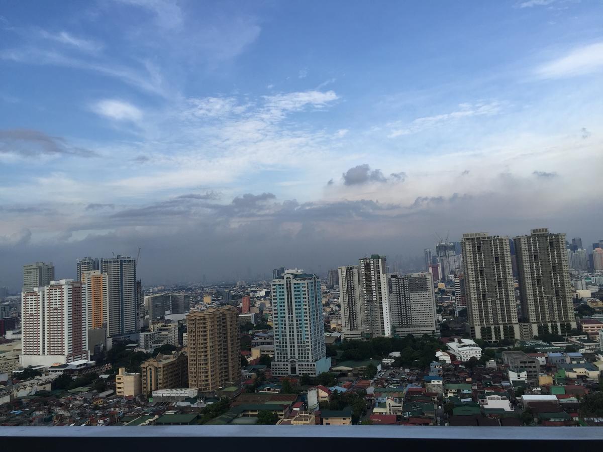 Breeze Residences Condotel Pasay Buitenkant foto