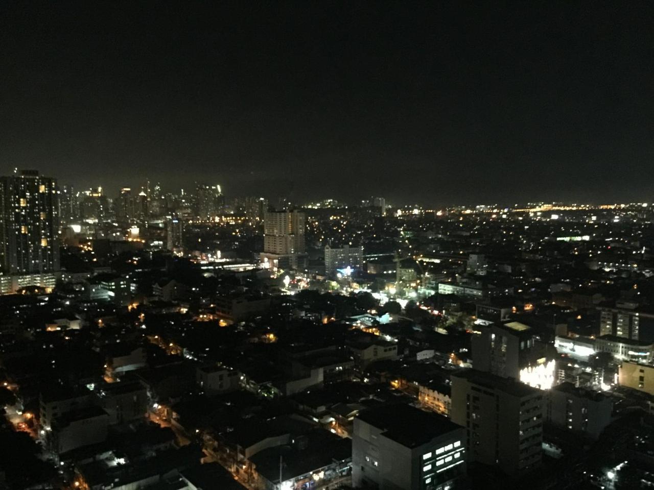 Breeze Residences Condotel Pasay Buitenkant foto