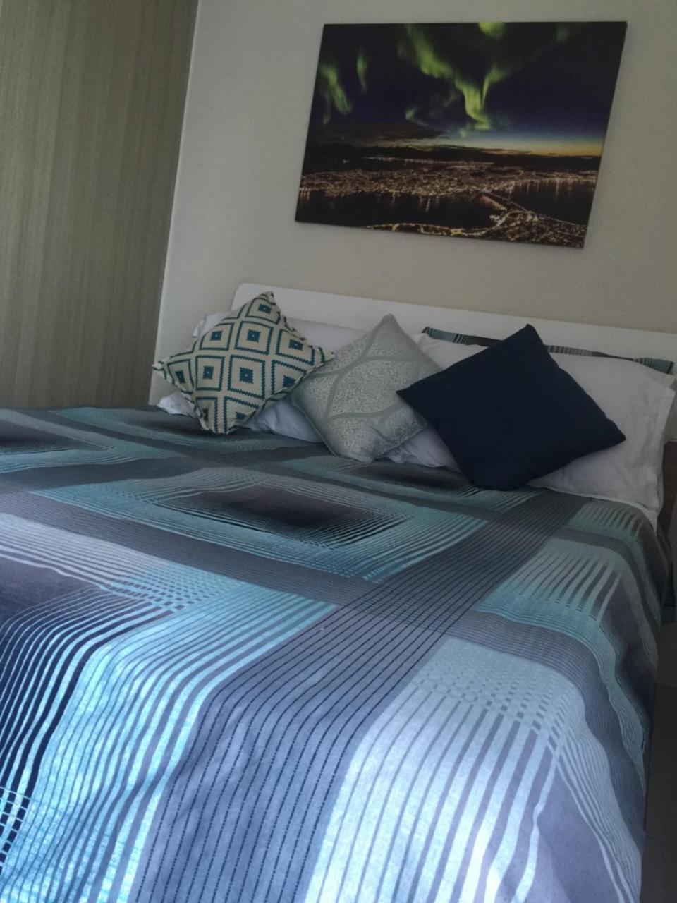 Breeze Residences Condotel Pasay Buitenkant foto